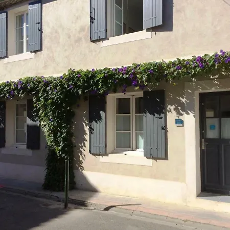 Apartment Au Coeur Des Remparts Aigues-Mortes