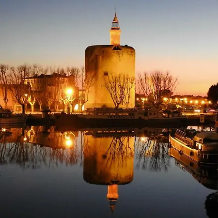 Au Coeur Des Remparts