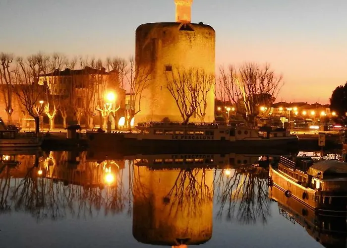 Au Coeur Des Remparts