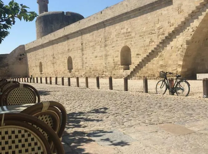 Apartamento Au Coeur Des Remparts Aigues-Mortes